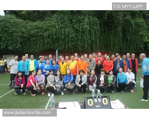 上海排球队团队协作深度解析与其他球队的对比研究