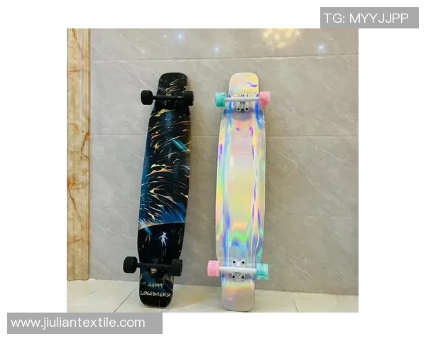 李敏亲授滑板技巧与心得体会助你轻松掌握滑板运动的魅力与乐趣